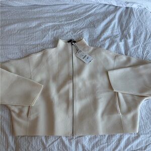 TAGS ON Zara Women's Cream Zip-Up funnel neck